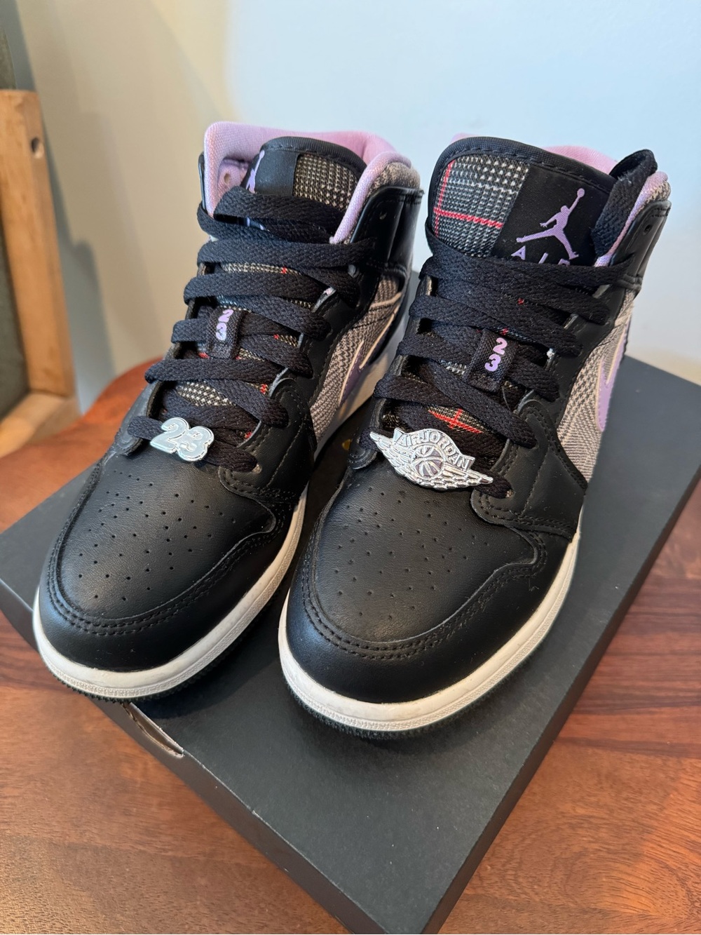 Jordan Mid Shoes